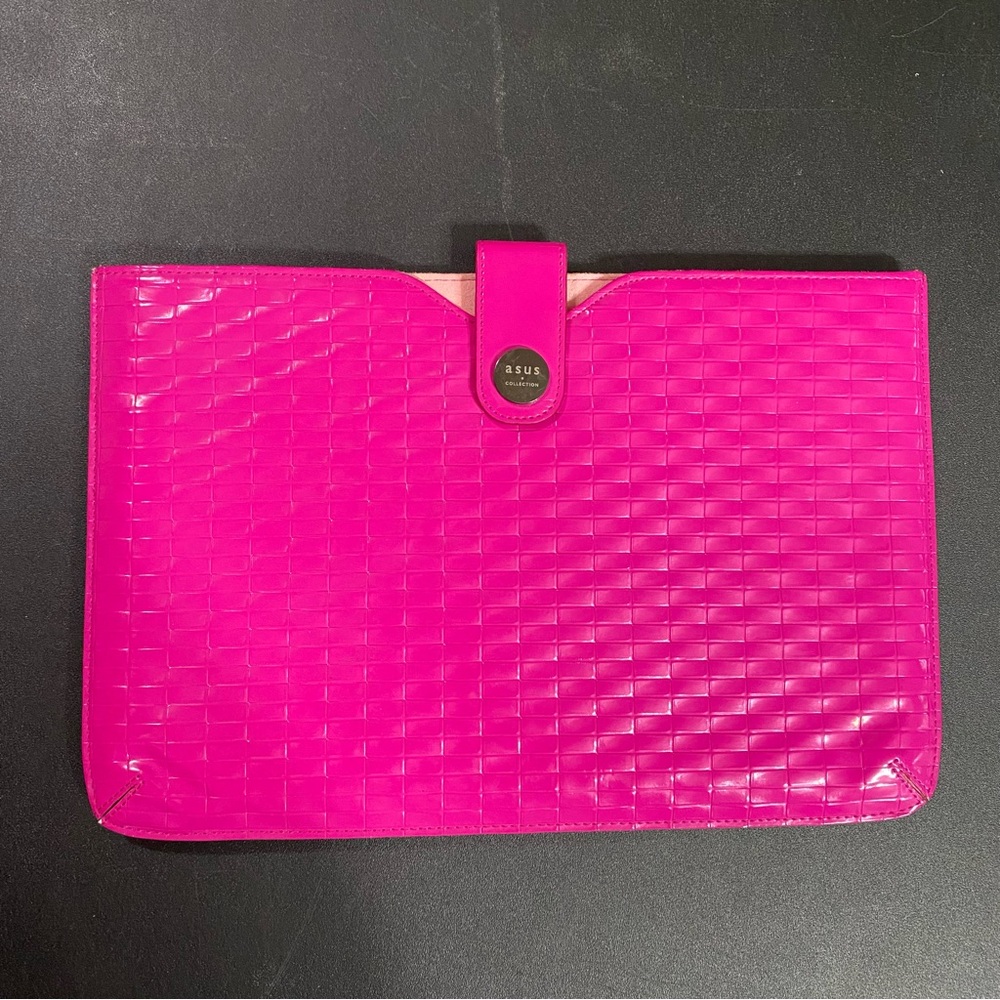 Tablet / laptop case